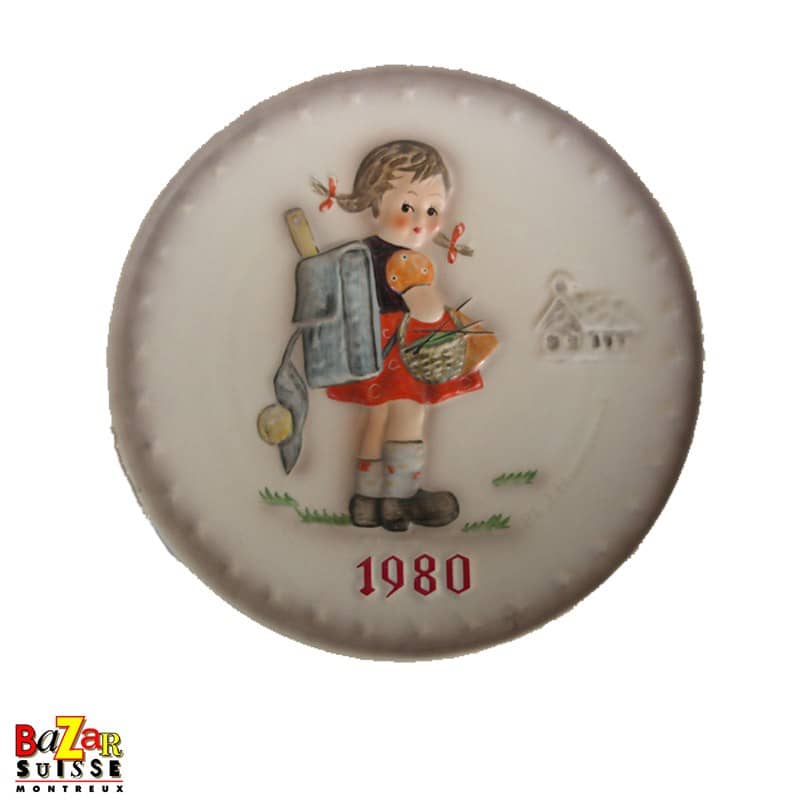 Assiette Hummel 1980 - écolière avec sac et panier