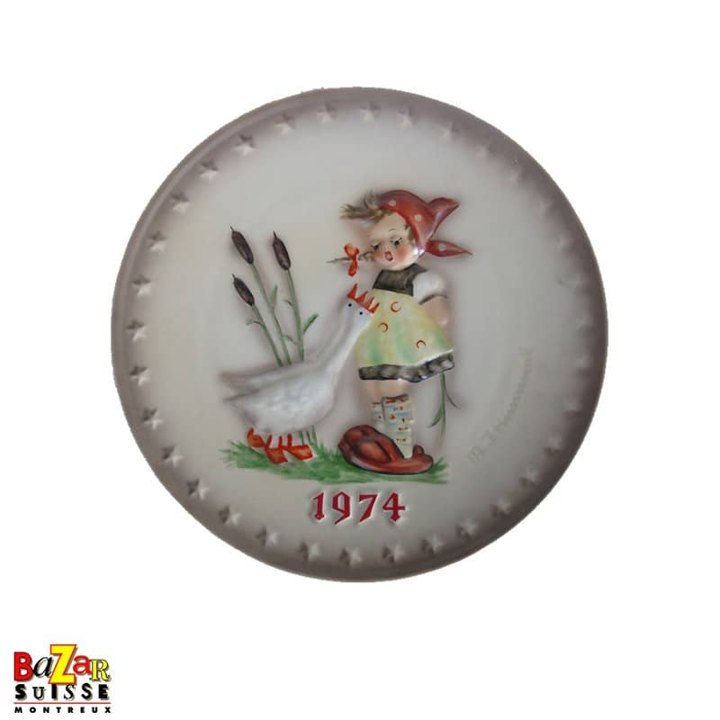 Assiette Hummel 1974 - enfant et oie